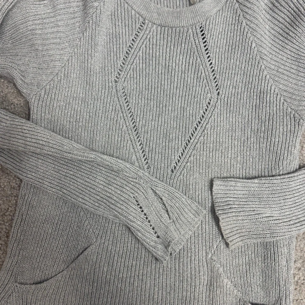 Lululemon Cotton Knit‎ Sweater Pullover Thumb Holes Pockets Gray Size 8